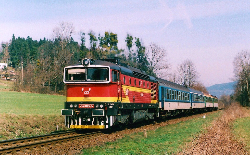 754 049-5
