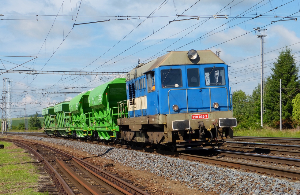 720 039-7
