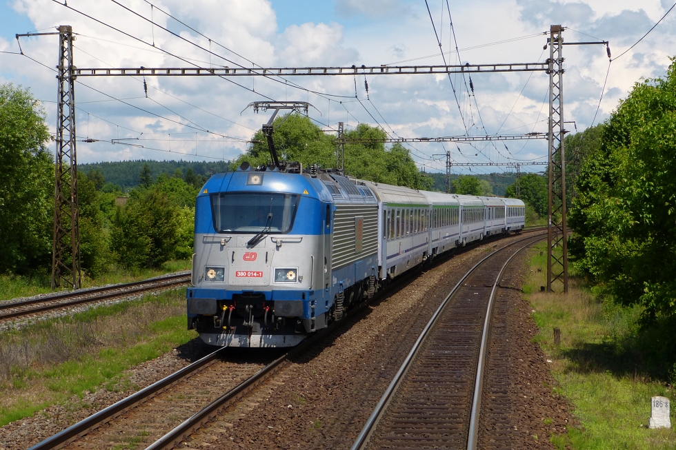380 014-1