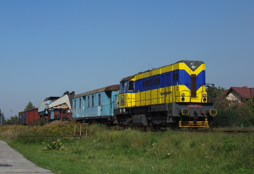 740 686-1