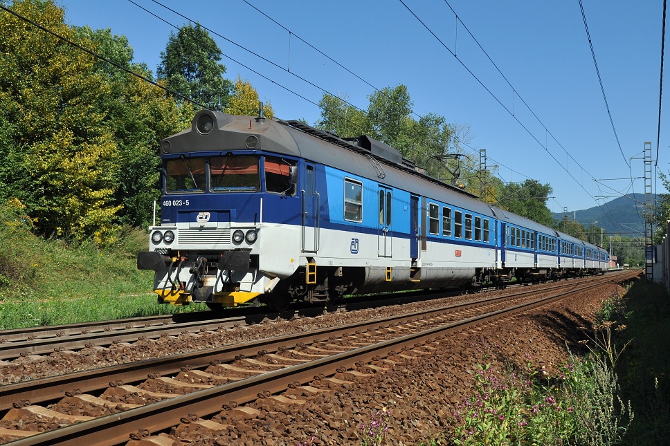 460 023-5