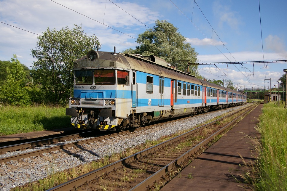 460 023-5