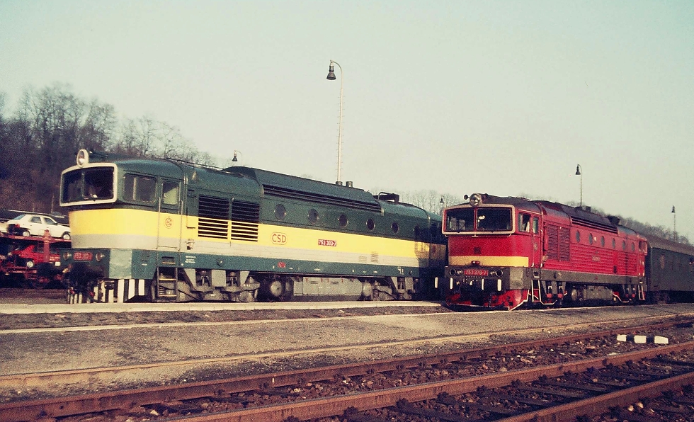 753 303-7