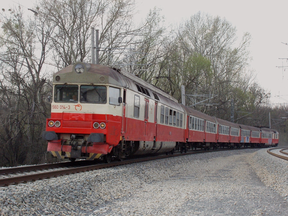 560 014-3