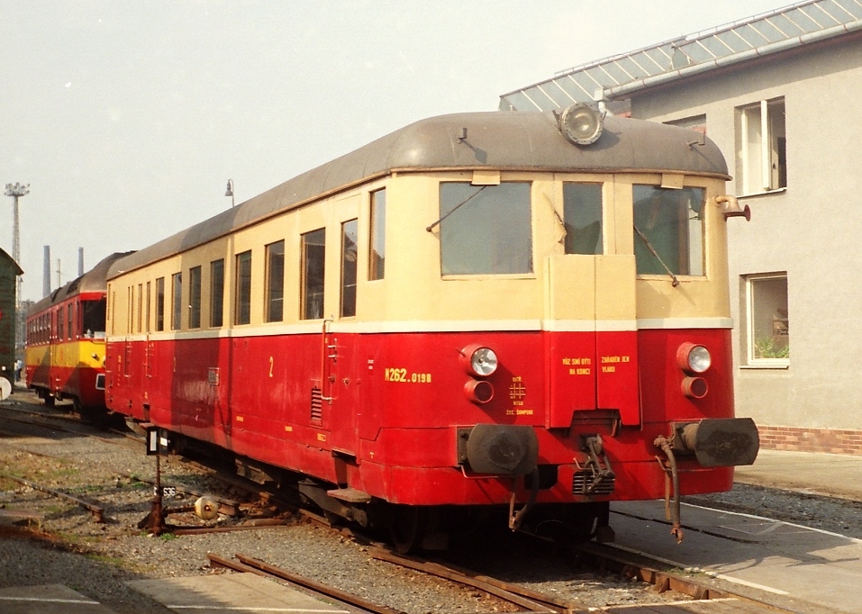 M262.0198