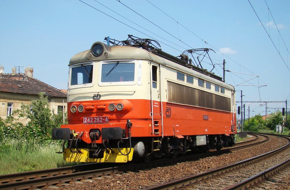 242 262-4