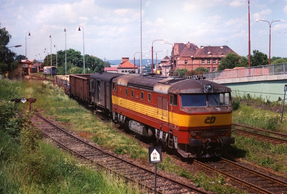 751 105-8