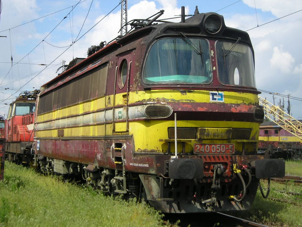 240 050-5