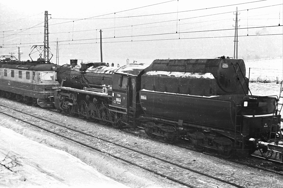 555.3029