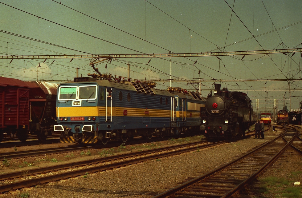 363 003-5