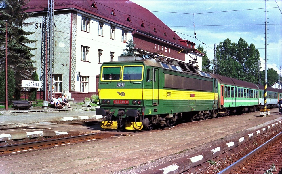 163 049-0