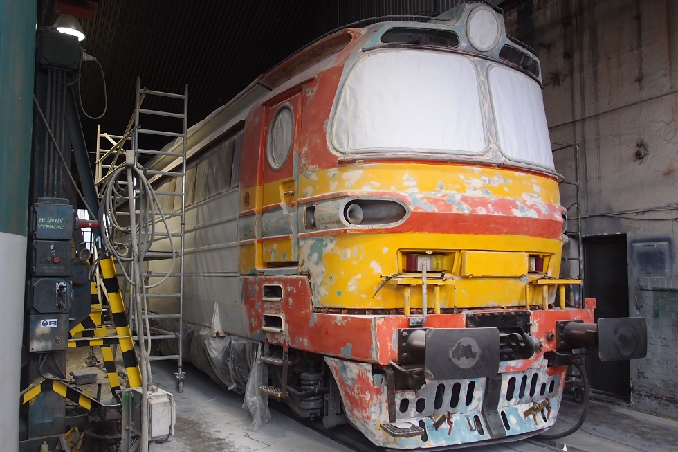 240 099-2