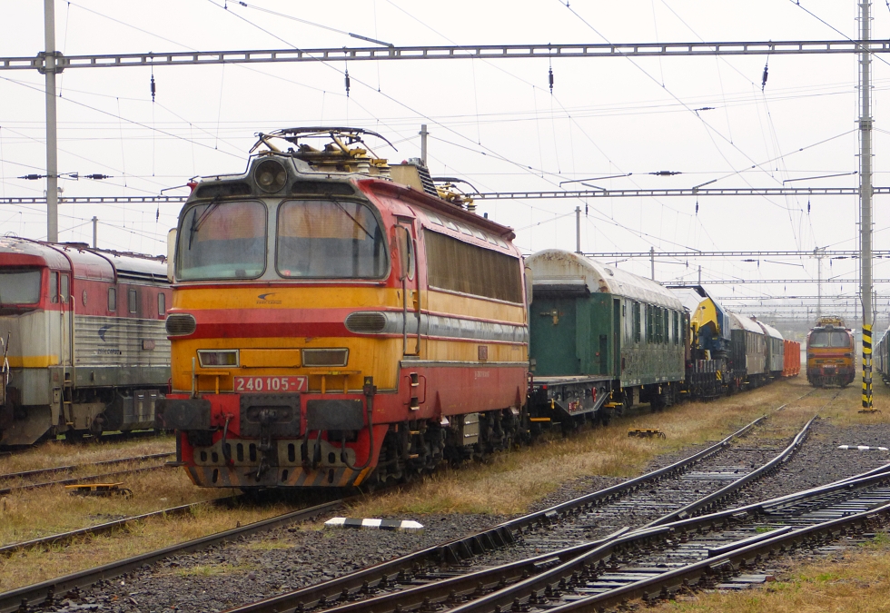 240 105-7