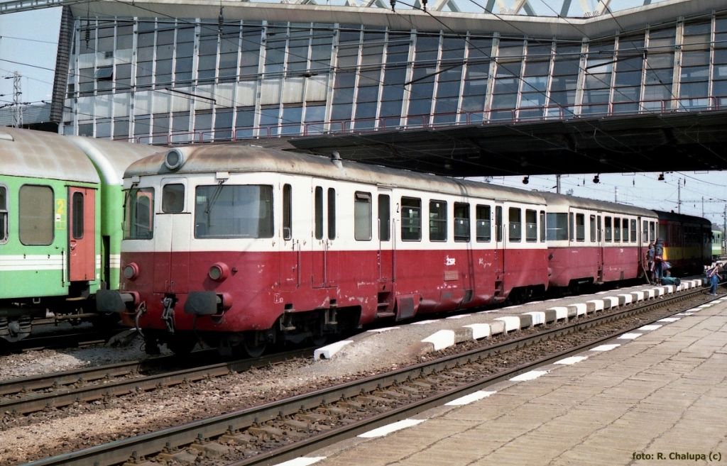 820 038-8