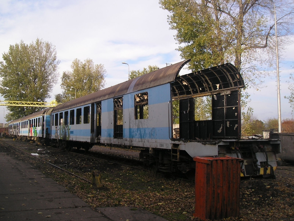 460 077-1