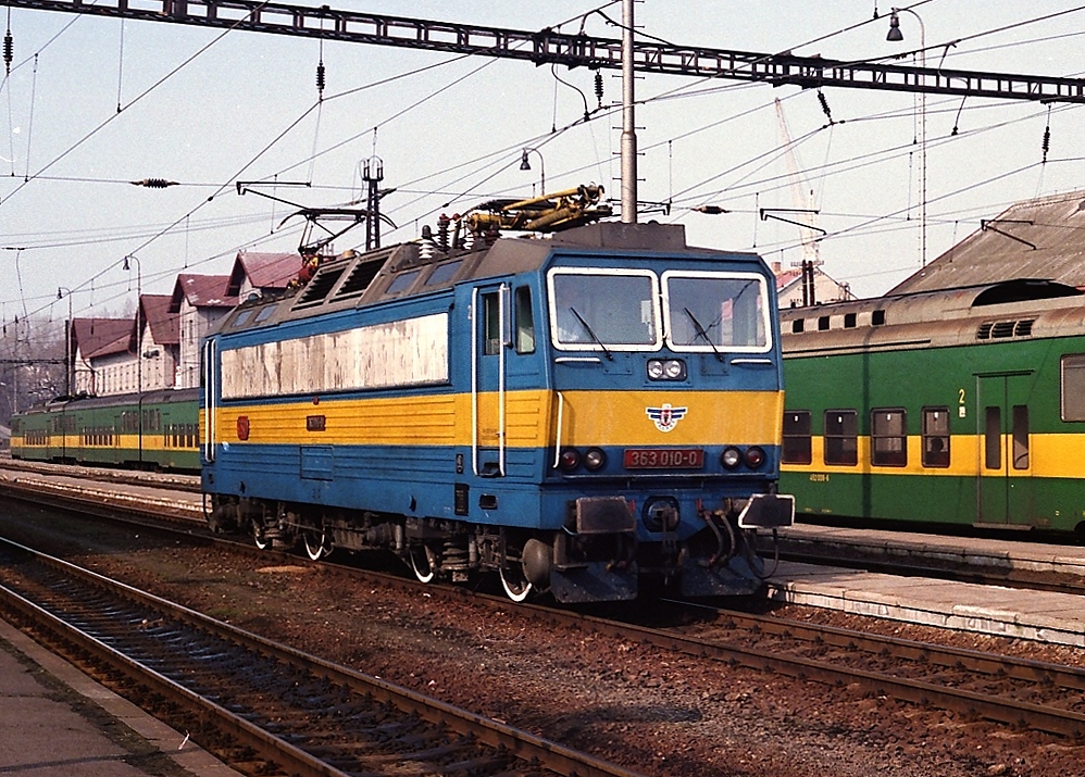 363 010-0