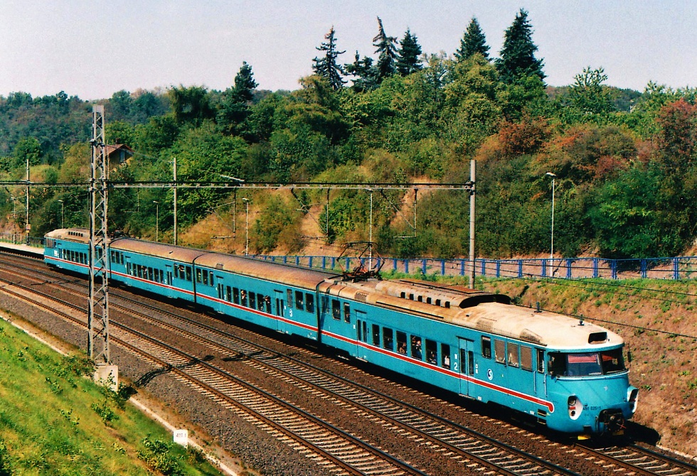 451 025-1