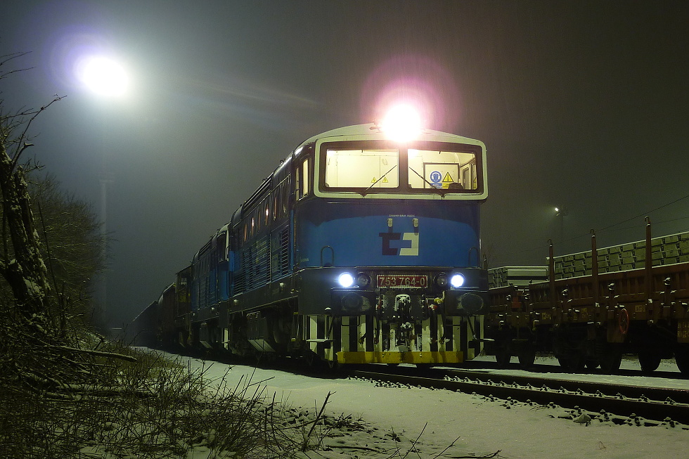 753 764-0