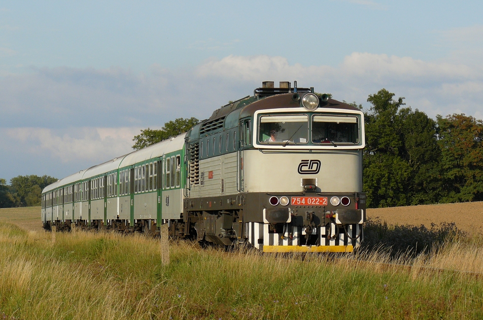 754 022-2