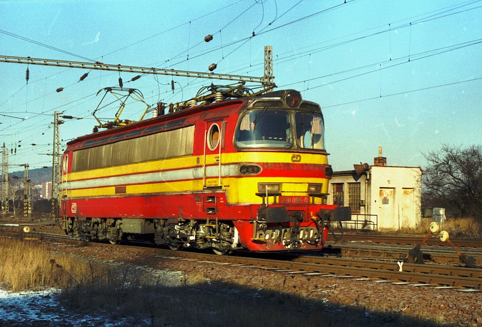 230 096-0