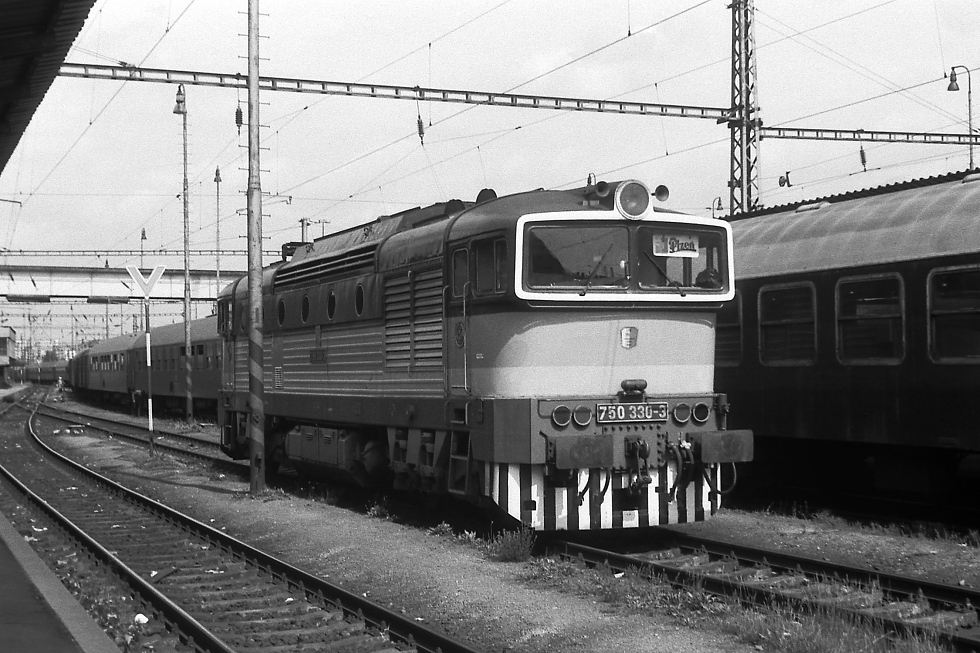 750 330-3