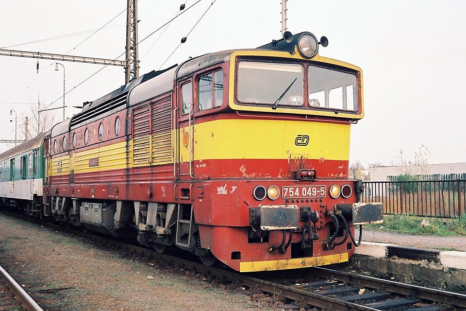754 049-5