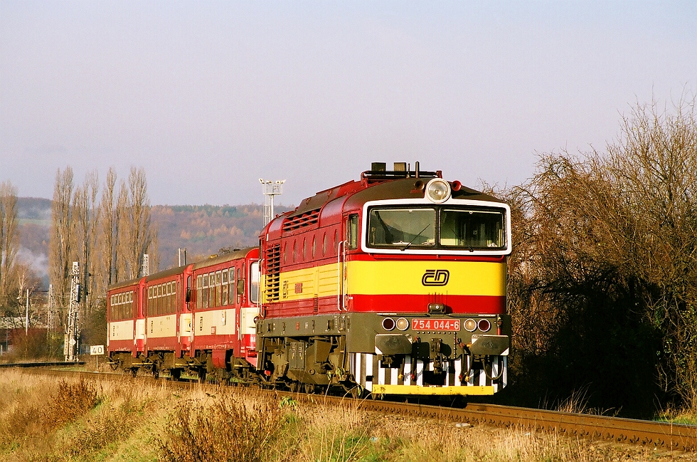 754 044-6
