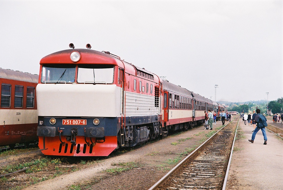 751 007-6