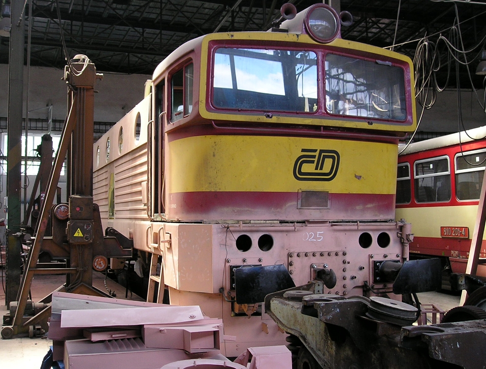 754 025-5