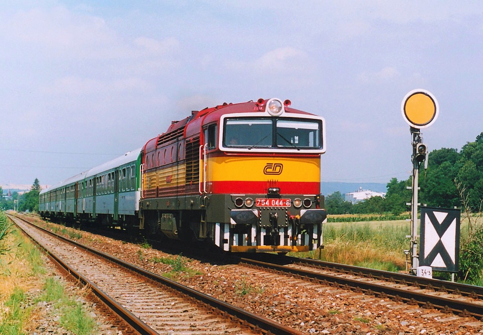 754 044-6