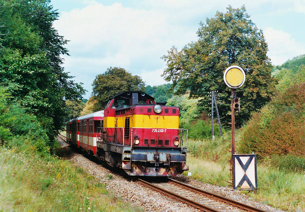 735 248-7