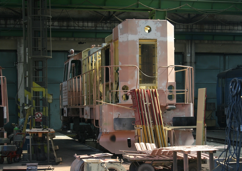 742 295-9