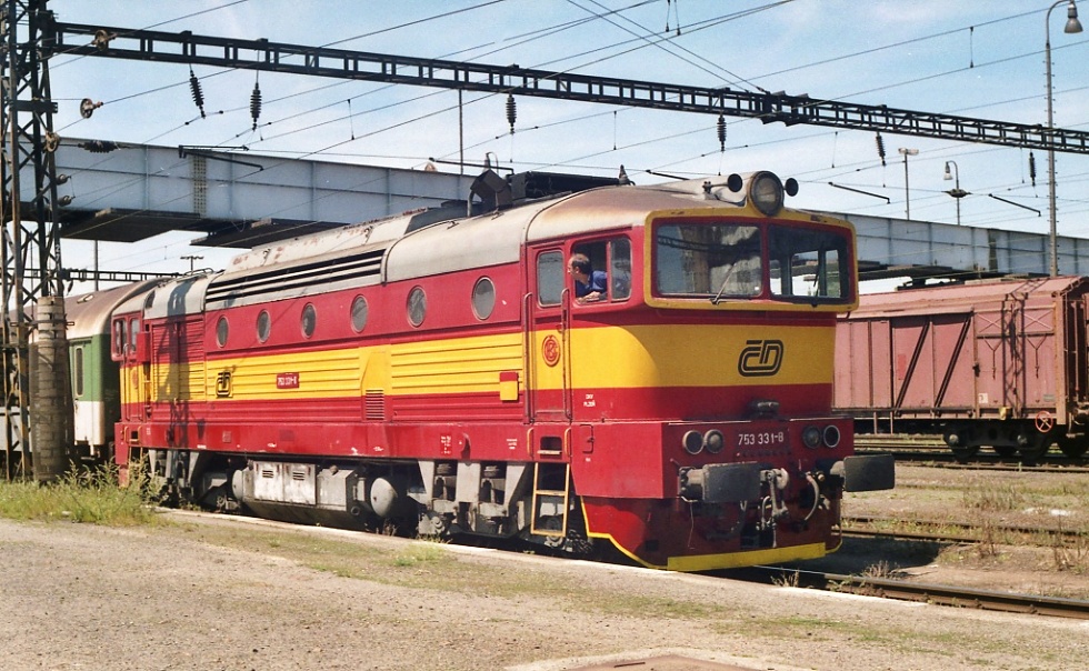 753 331-8