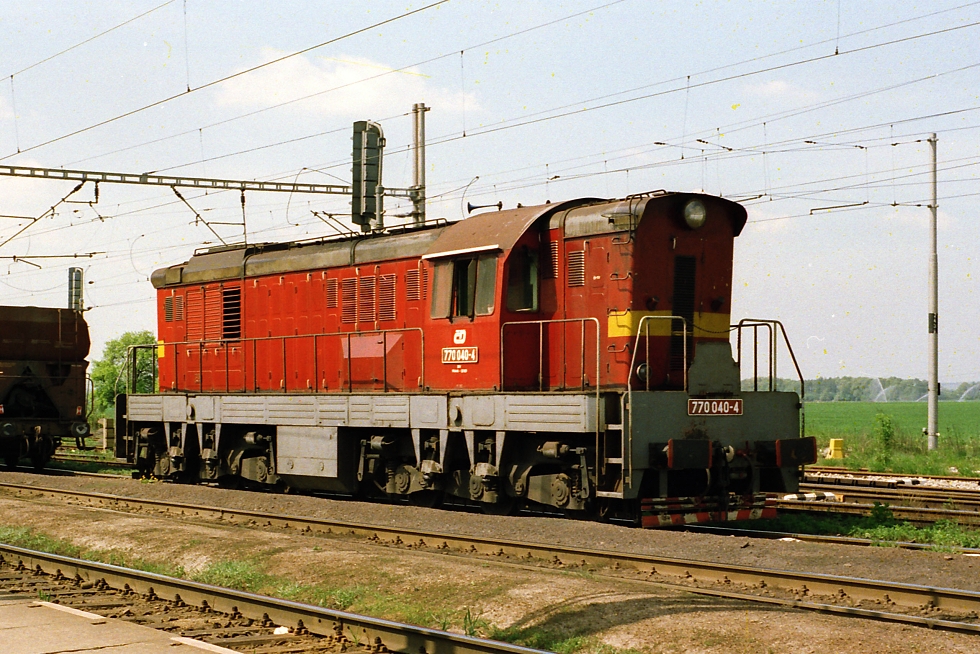 770 040-4