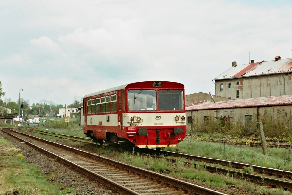 810 220-4