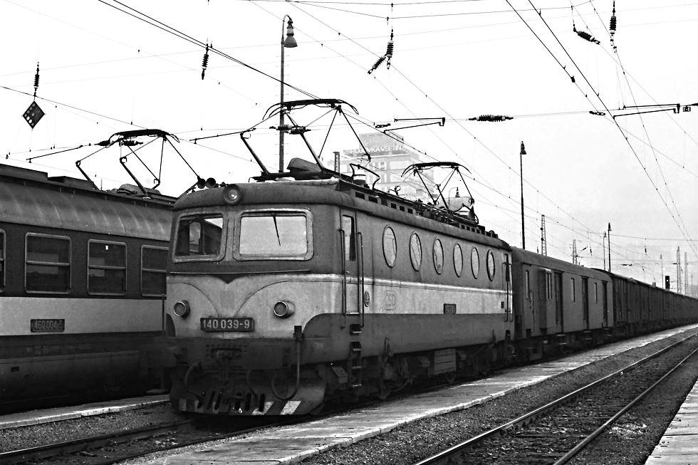 140 039-9