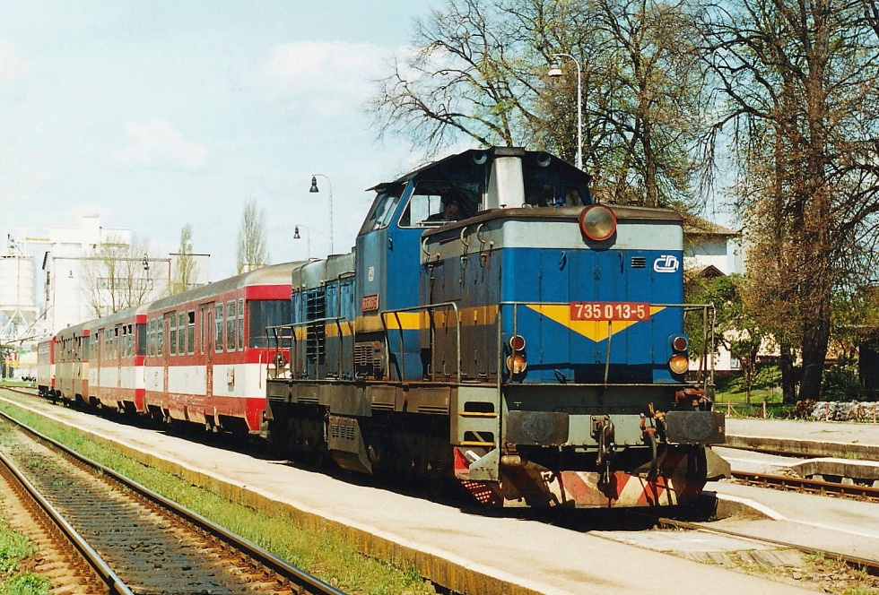 735 013-5