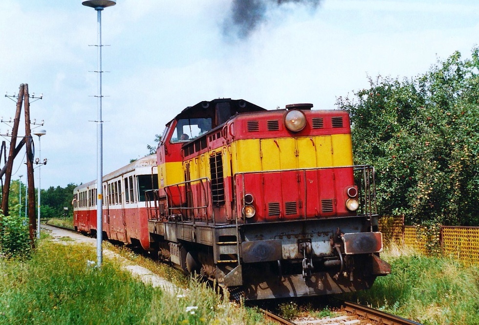 735 062-2