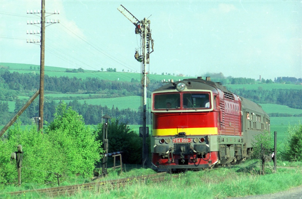 754 050-3
