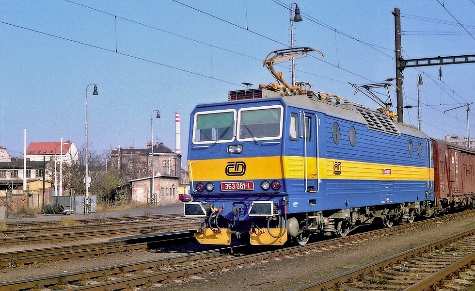 363 081-1