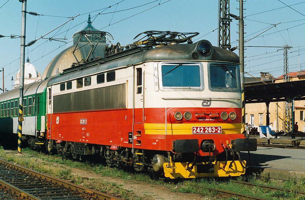 242 263-2