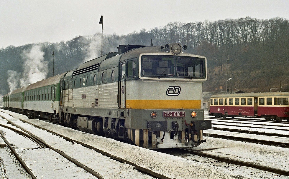 753 016-5