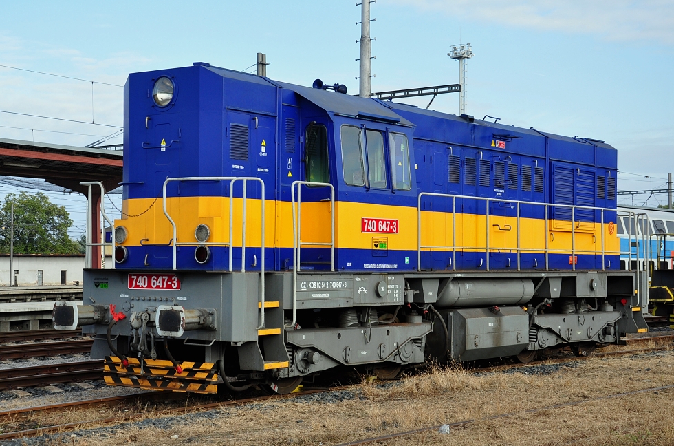 740 647-3