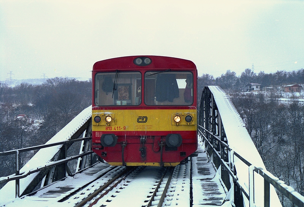 810 411-9