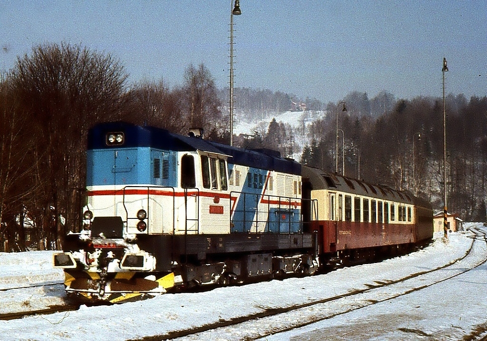 743 010-1
