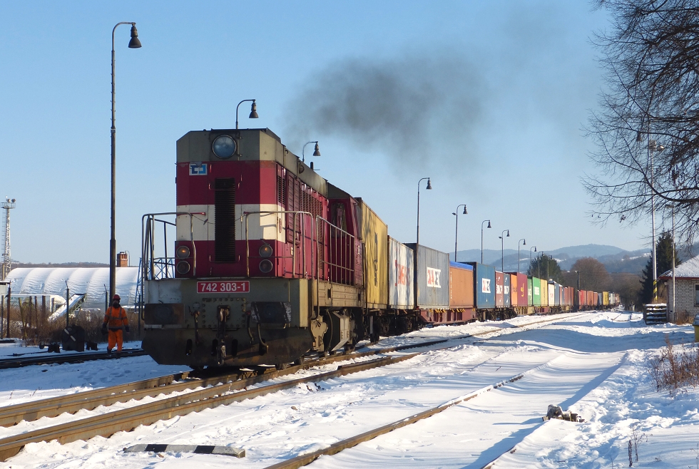 742 303-1