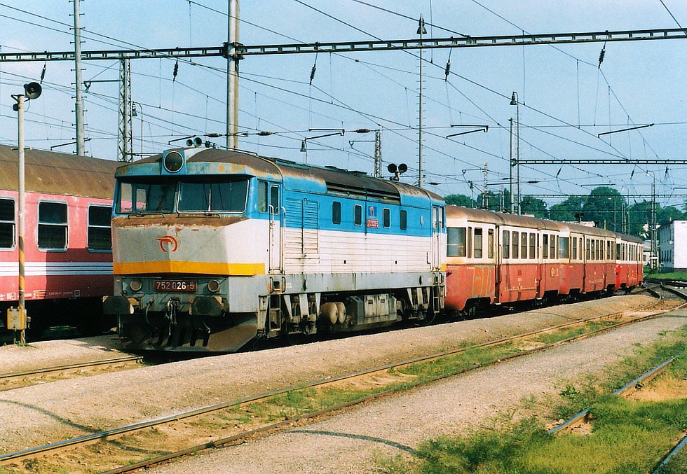 752 026-5