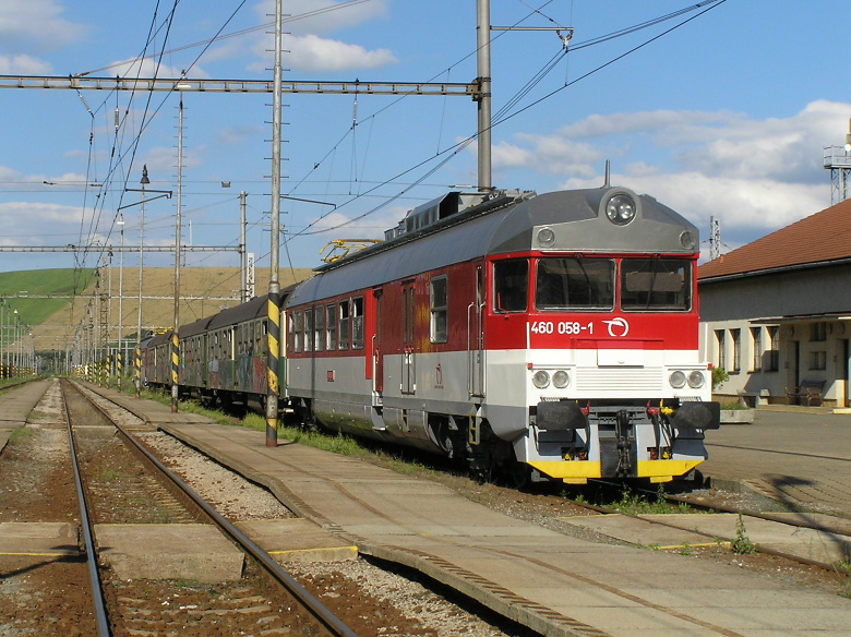460 058-1