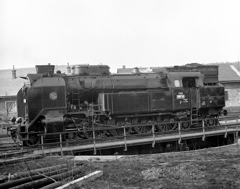 464.045