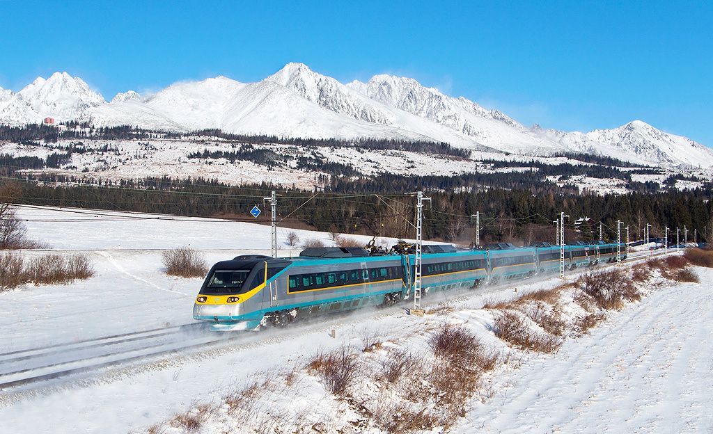 680 003